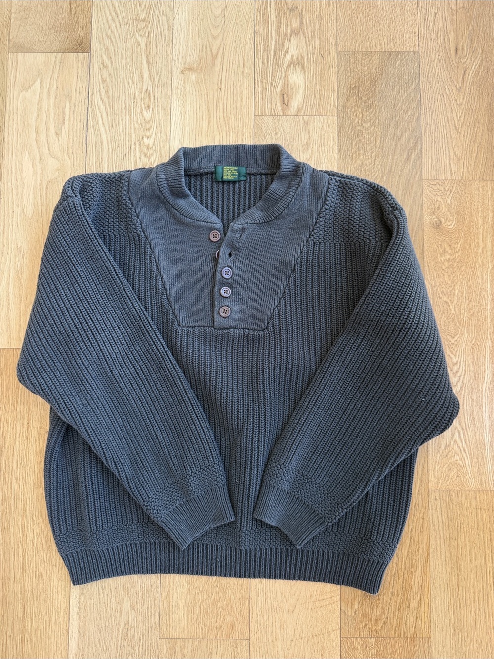 Vintage Men's Grey Knit Henley Sweater